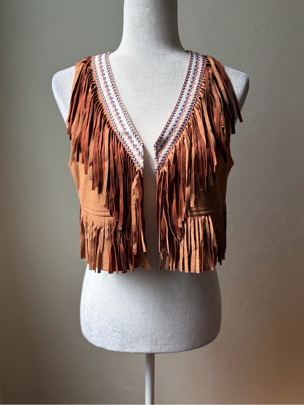 Relish Noless Faux Suede Fringe Western Boho Festival Vest Size S
